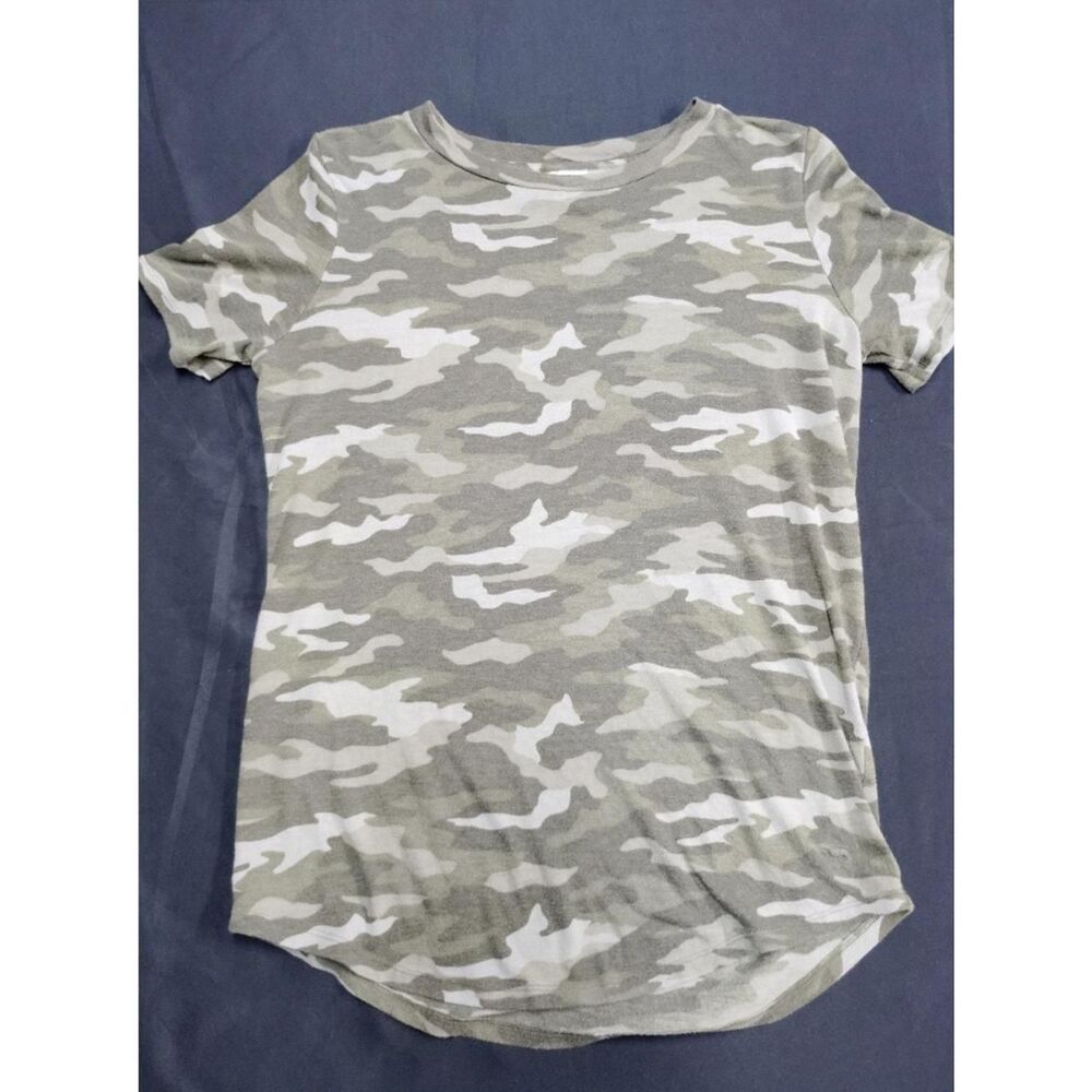 Victoria's Secret PINK Comfy Green and White Camo Tee with Curved Hem
